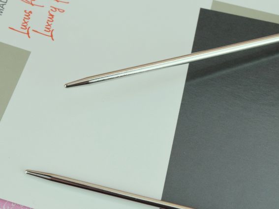 Кругові в'язальні спиці ADDI 105-7/2,5-100 сріблясті на золотій волосіні, 100см, №2,5мм