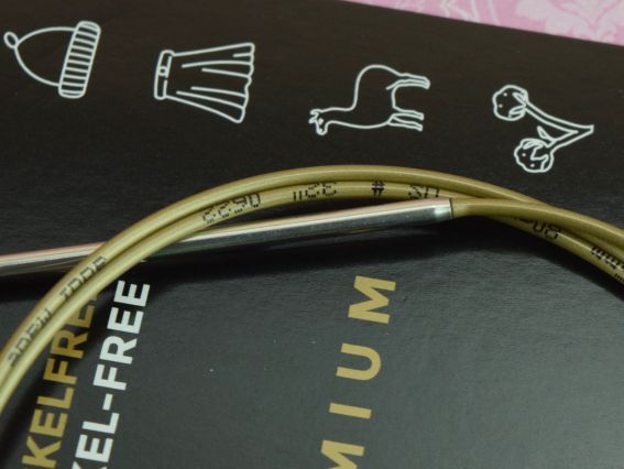 Кругові в'язальні спиці ADDI 105-7/2,25-80 на золотій волосіні, з латуні, довжина 80 см, №2,25 мм