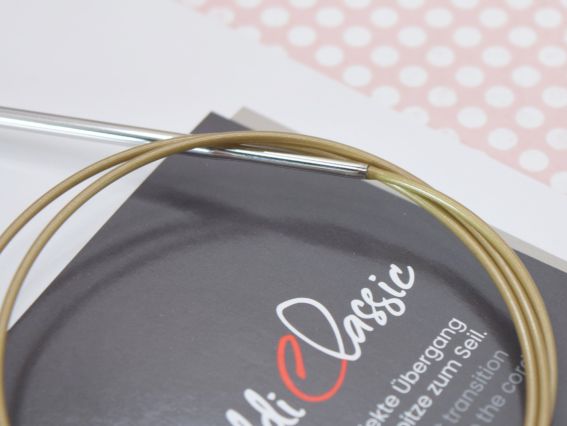 Круговые вязальные спицы ADDI 105-7/3-80 на золотой леске, из латуни, длина 80 см, №3 мм