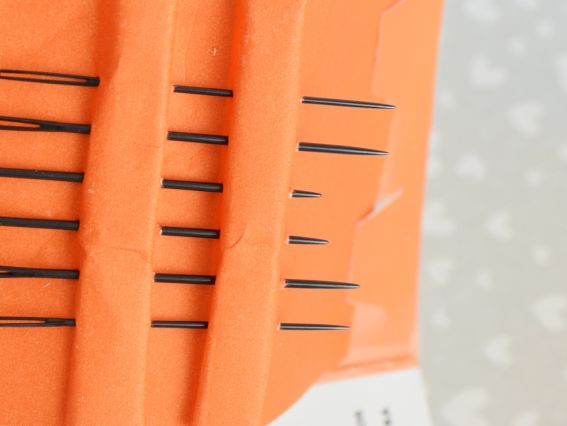 12821 PONY черные Иглы для слабовидящих, легко вдеваемые иглы 6шт Easy Threading Needle