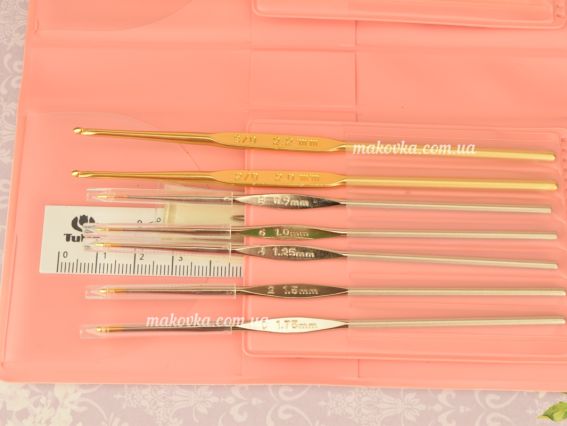 TCK-004e Classic 4 Tulip набор крючков для вязания № 09-6мм в ванильном органайзере с ножницами