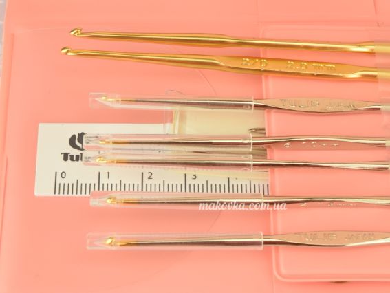 TCK-004e Classic 4 Tulip набор крючков для вязания № 09-6мм в ванильном органайзере с ножницами