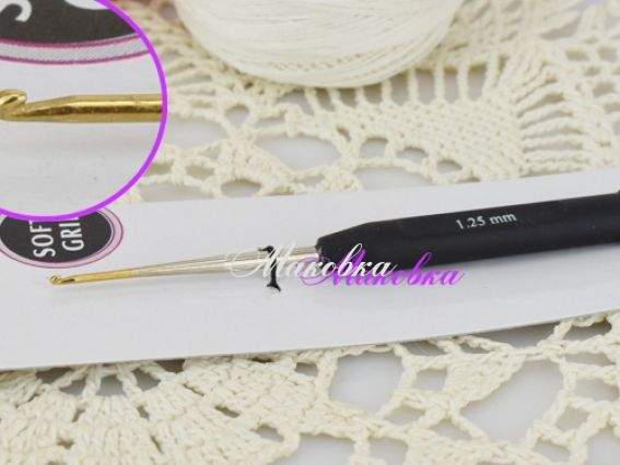 Гачок для вязання KnitPro 1,25 мм, сталевий, 14,5 см чорна ручка софт-тач, 30864