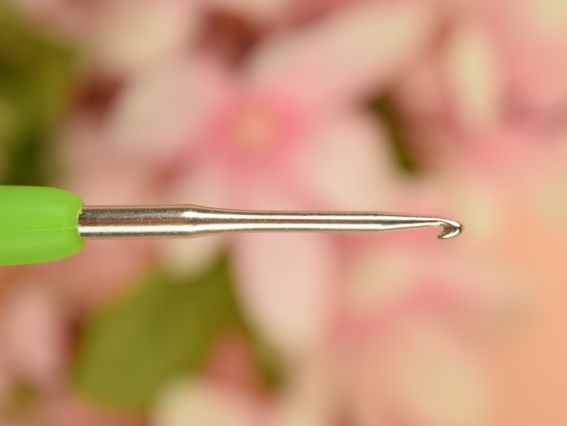 Вязальний гачок с мякой ручкой 2 мм