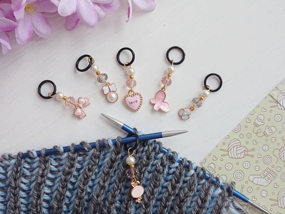 Подарочный Набор маркеровщиков для вязания с подвесками ЭМ-001 Розовая нежность