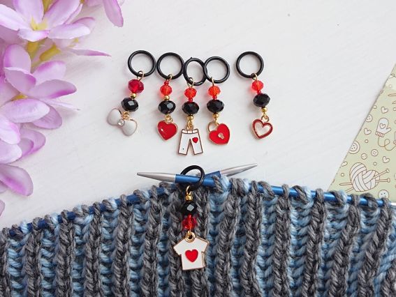 Подарунковий Набір маркерувальників для в'язання з підвісками ЕМ-004 Закохана у в'язання