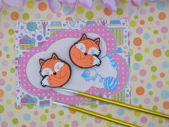 Силиконовые наконечники, заглушки для спиц Спящая Лисичка, на спицы 3-4мм, 2шт в уп