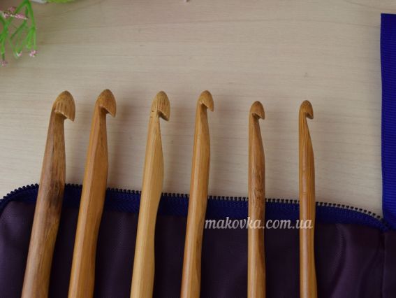 Набір в'язальних гачків для в'язання від 3 до 10 мм, з бамбука, в органайзері на блискавки