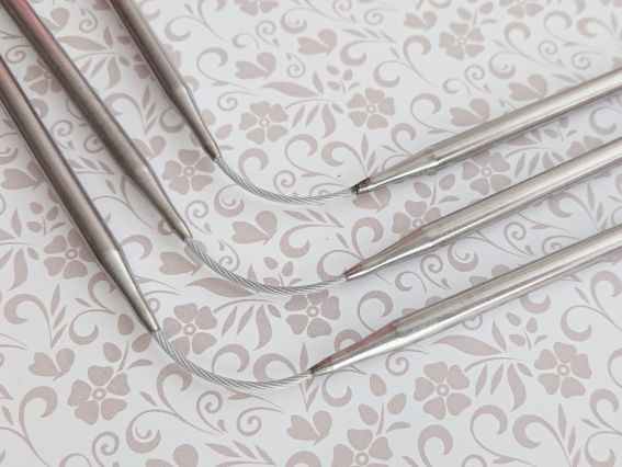 Носочные круговые вязальные спицы на тросе 23см, №5 мм 3 пары