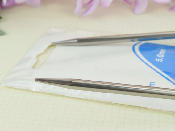 Вязальные круговые спицы,металлические  на тросике №5 мм, 60 см