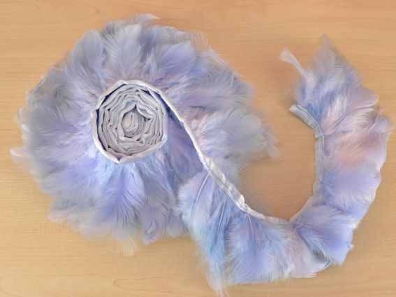Гирлянда из перьев, Голубая Гирлянда из перьев, Голубая