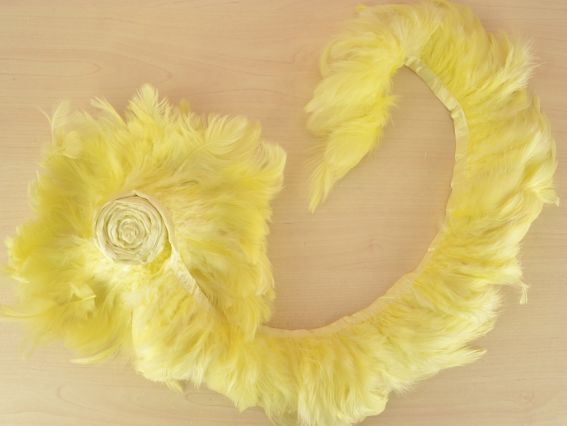 Гирлянда из перьев, Светло-желтая Гирлянда из перьев, Светло-желтая