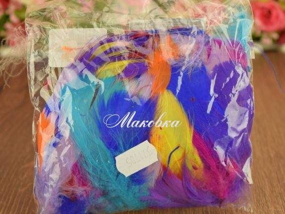 Перья с пухом набор, Цветные яркие, микс цветов, длина до 10см.,  571705 Перья с пухом набор, Цветные яркие, микс цветов, длина до 10см.,  571705