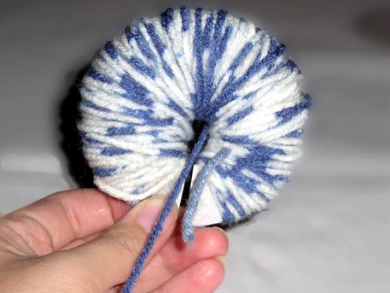 2 простых способа изготовить помпон