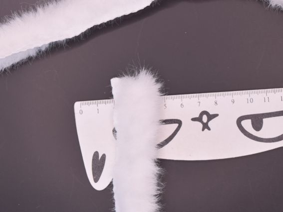 Стрічка зі штучного хутра БІЛА , ширина 3 см, для оздоблення, 1 шт