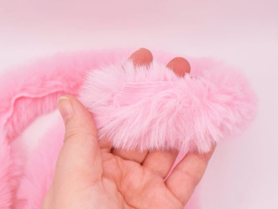 Стрічка зі штучного хутра колір РОЖЕВИЙ , ширина 4-5 см, для оздоблення, 1 шт