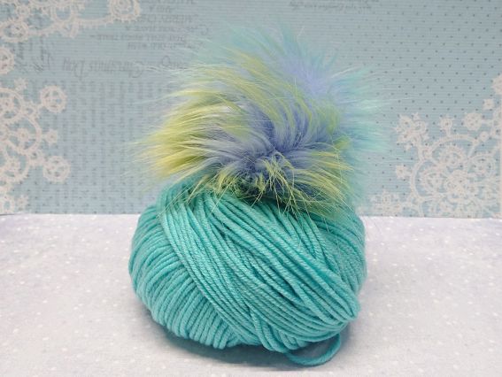 Помпон из искусственного меха Радужный , 10см, 1 шт