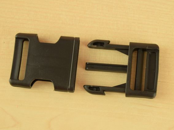 Фастекс пряжка-замок пластиковий, розмір 65х32 мм колір ЧОРНИЙ, проріз 28 мм