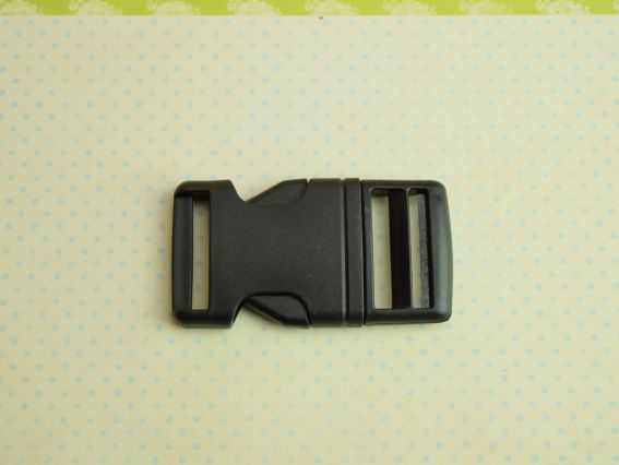 Фастекс пряжка-замок пластиковый, размер  60*32 мм цвет ЧЕРНЫЙ, прорезь 25 мм