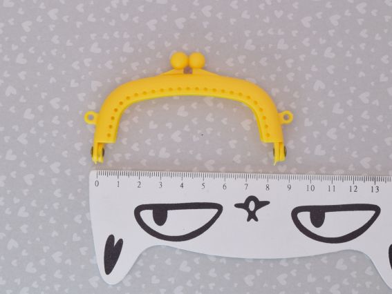 Фермуар М-21-02 Желтый, замок-рамка 9х5,5 см для кошелька,