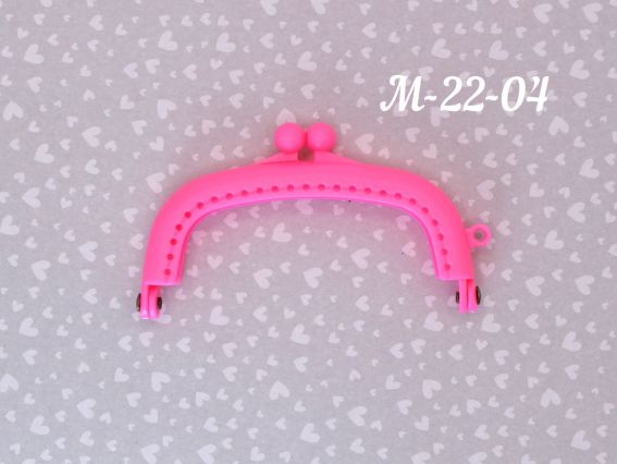 Замок-рамка (фермуар) М-22-04 арка 9х5,5 см, Яскраво-Рожева Замок-рамка (фермуар) М-22-04 арка 9х5,5 см, Яскраво-Рожева