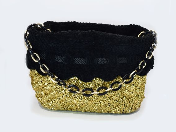 2206 Ручка-цепь, акрил+металл цвет Черный-Золотой, фурнитура золото, длина 60см