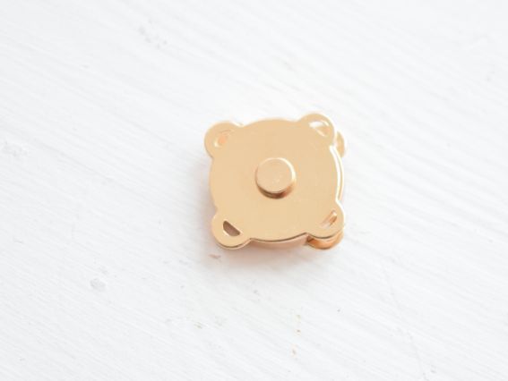 Сумочний замочок, застібка кнопка кругла магнітна, що прищивається для сумки, д = 18 мм колір Золото