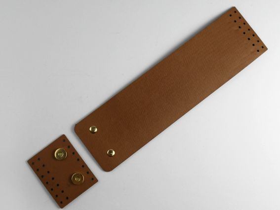 Клапан с двумя замками-магнитами для сумки, экокожа, цвет Браун и золотая фурнитура ТрК 72205 Клапан с двумя замками-магнитами для сумки, экокожа, цвет Браун и золотая фурнитура ТрК 72205