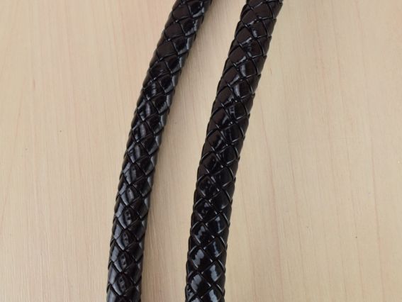 84820 Триколіно Комплект ручок , плетених екошкіра колір Чорні, довжина 60см
