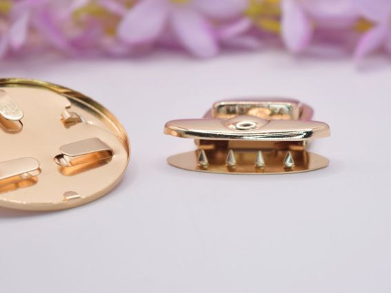 Набір металевої фурнітури для сумки, Світлий Золотий колір, з ланцюжком та застібкою