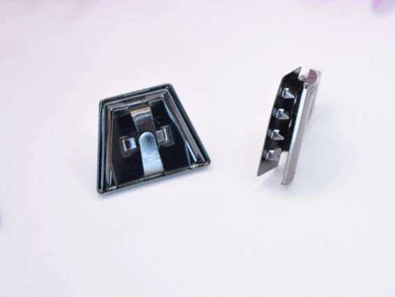 Набір металевої фурнітури для сумки, Чорний колір №2, з ланцюжком та застібкою