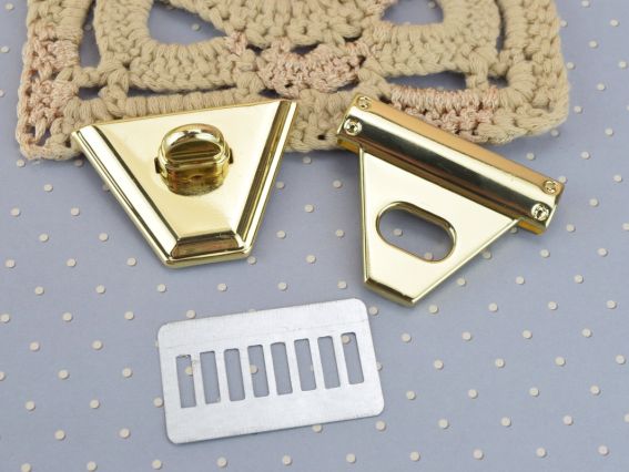 Сумочна застібка Твіст трапеція колір золото поворотний 50 х 48 мм
