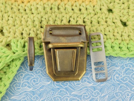 Замок портфельный №4584 угловатый, Античная бронза