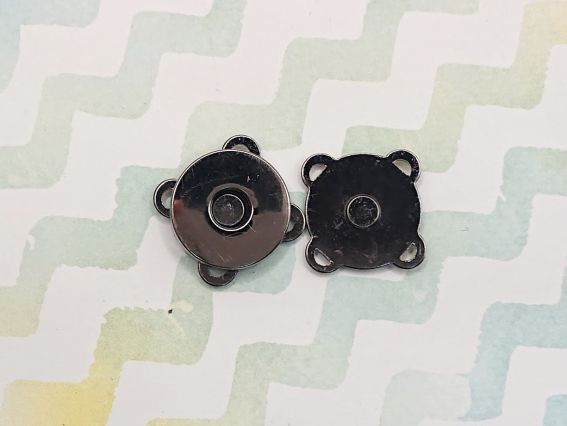 Замок для сумки магнітний пришивний 18 мм круглий, колір чорний Замок для сумки магнітний пришивний 18 мм круглий, колір чорний