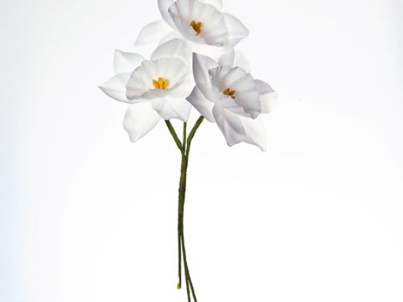 Нарциссы из ткани белые, 3 шт Нарциссы из ткани белые, 3 шт