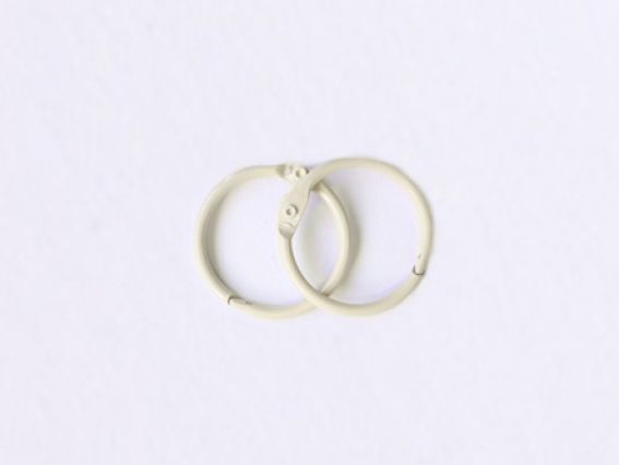 Кольца для альбомов 20 мм, 2 шт, слоновая кость, Scrap Berrys SCB2504320 Кольца для альбомов 20 мм, 2 шт, слоновая кость, Scrap Berrys SCB2504320