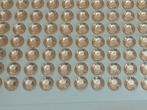 Самоклеючі камінці ПЕРСИК грановані, 5 мм Самоклеючі камінці ПЕРСИК грановані, 5 мм