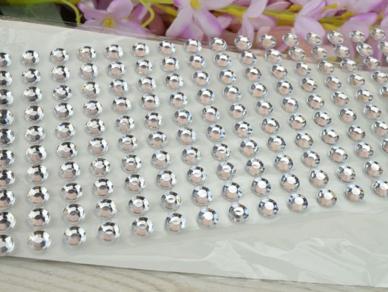 Самоклеючі камінці СРІБНІ грановані, 8 мм Самоклеючі камінці СРІБНІ грановані, 8 мм