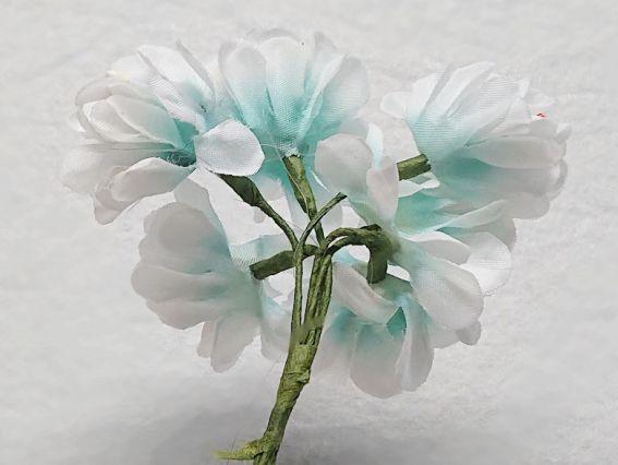 Квіточка півонії з тичинками в серединці, 6 шт, тканинні,  блакитно-білі, 1 букетик