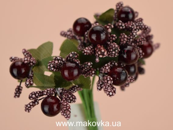 Букетик Разноцвет (из разных элементов) с ягодками, Бордовый Букетик Разноцвет (из разных элементов) с ягодками, Бордовый