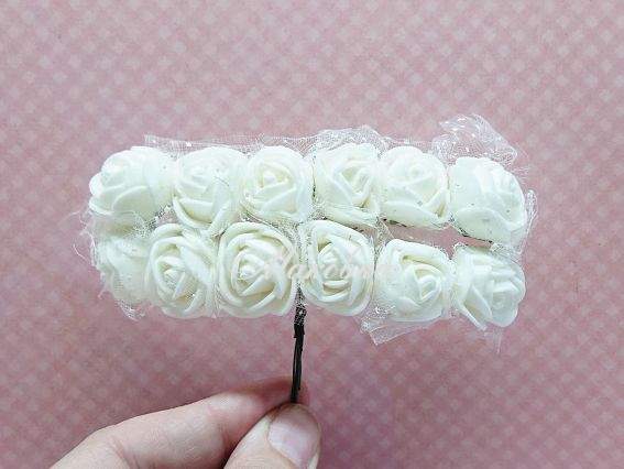 Трояндочки з фоамірану з Фатіном, Білі, 12 шт/уп Трояндочки з фоамірану з Фатіном, Білі, 12 шт/уп