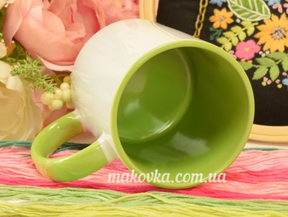 Чашка сувенирная cap-00065 Я вышиваю (кот, пяльцы), внутри ЦВЕТНАЯ цвет на выбор