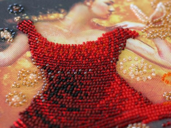 Набір для вишивання бісером AB-672 Та, що танцює світло, Абріс Арт