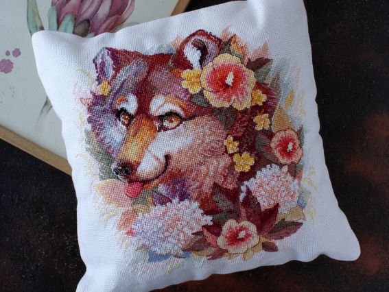 AHP-007 набор-подушка Лаки, Абрис Арт вышивание нитками