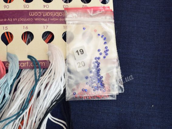 Набір для вишивання хрестиком подушки AHP-016 Грайливі котики, Абріс Арт