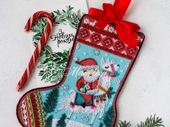 ABE-004 сапожок Верю в сказки (Санта на ламе) Абрис Арт