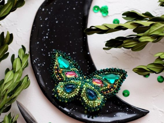 Набір для вишивання Прикраса брошка AD-035 Смарагдовий серпень, Абріс Арт