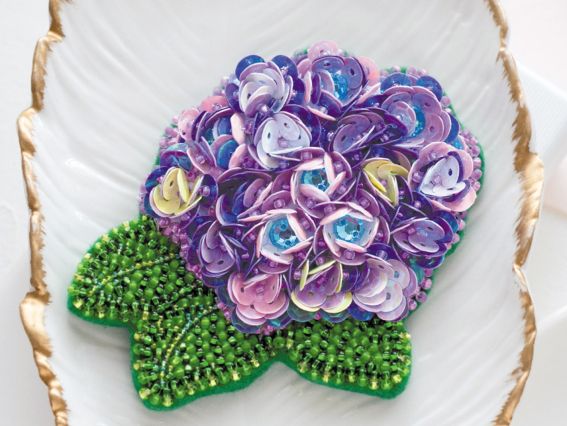 Набір для вишивання Прикраса брошка AD-065 Прекрасна гортензія, Абріс Арт