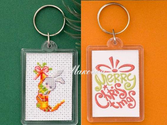 Вышивка-брелок нитками APH-001 Зайка в сапожке Абрис Арт с акриловой заготовкой