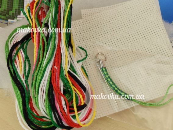 Набор для вышивки на пластиковой канве Брелок-пирамидка Арбуз B-138, Biscornu